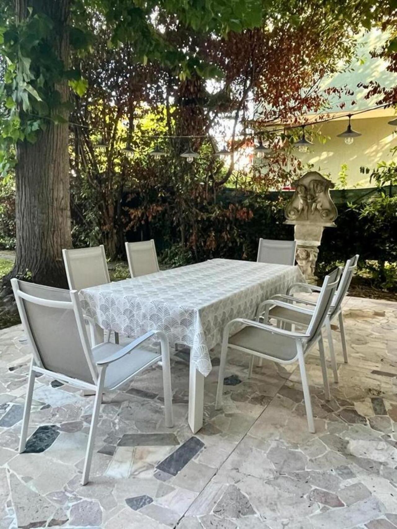 La Gran Dama Roseto Degli Abruzzi Exterior foto